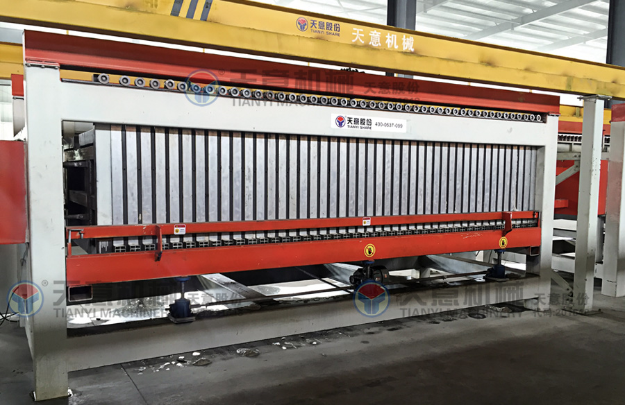 防火門芯板生產線